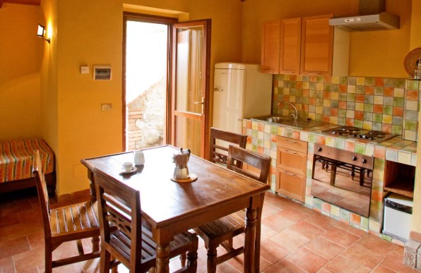 Původní kamenné domy