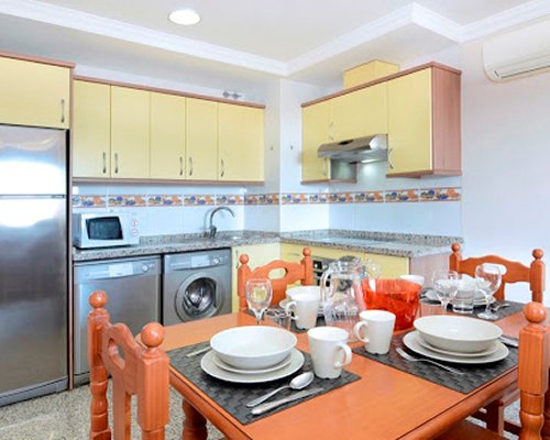 Bazén Nuriasol Apartments