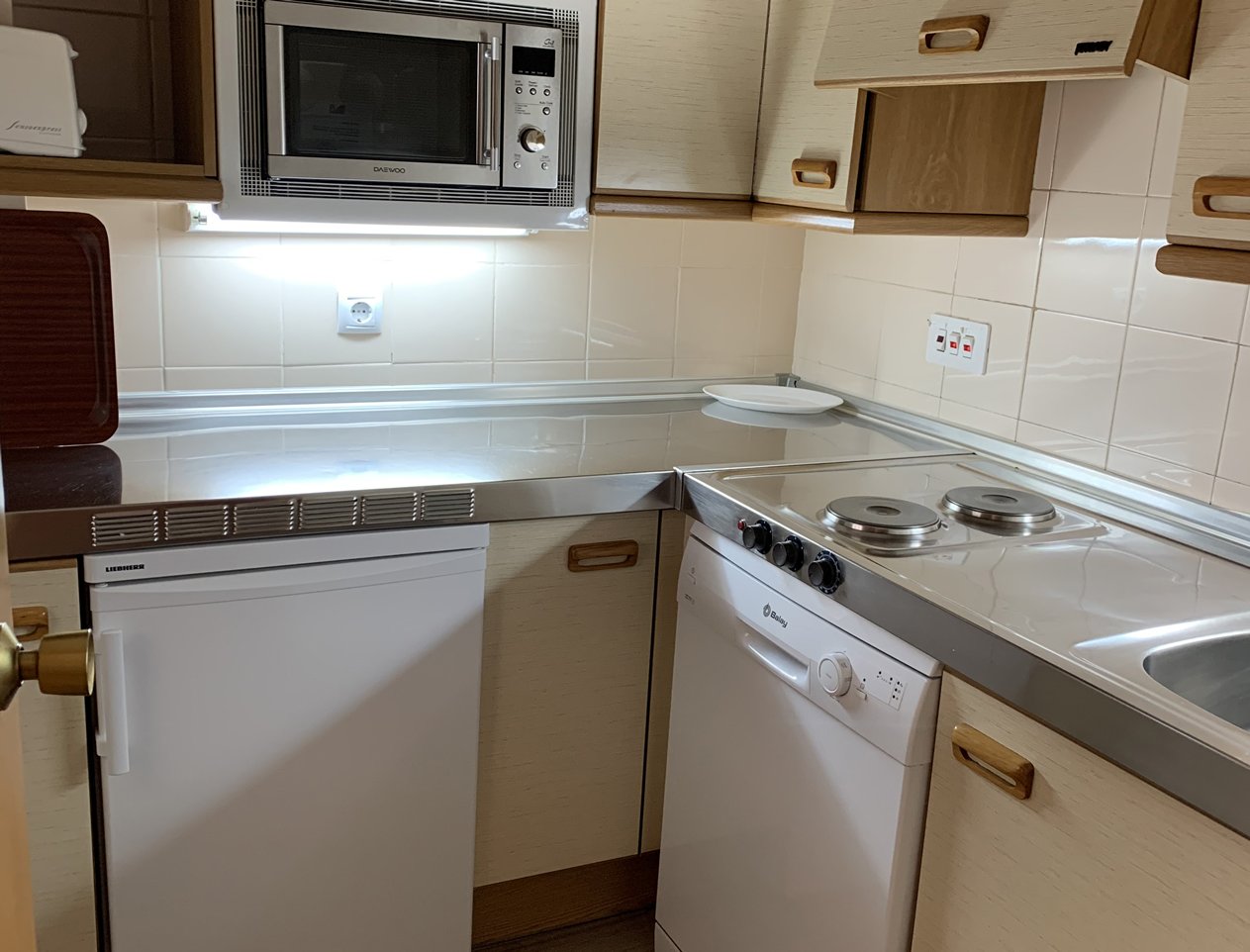 Vybavený kuchyňský kout